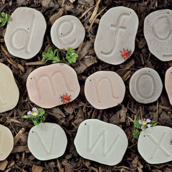 Alphabet stones to practise letter formation - 26 letter stones (75-135mm)