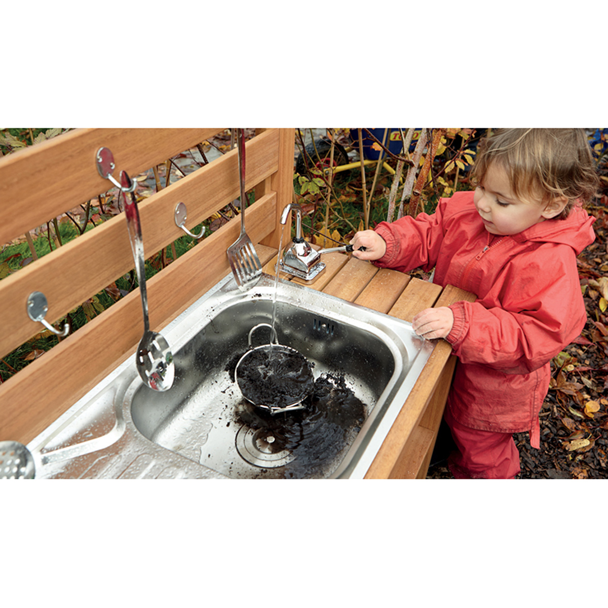 Mud Kitchen With Water Pump