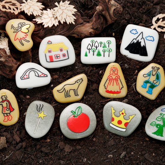 Set of 13 illustrated story stones with fairy tales theme