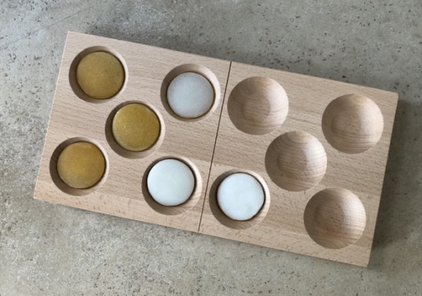 Domino 10-Frame Tray