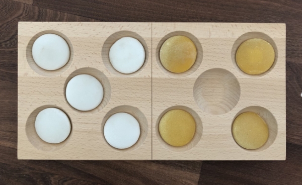 Domino 10-Frame Tray