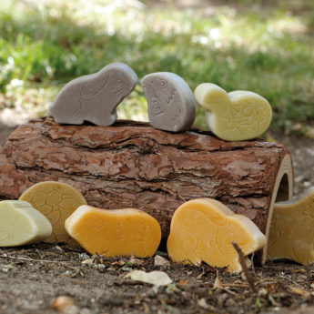 Set of eight pet play stones made from a durable stone mix