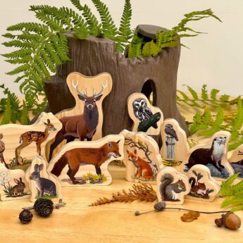 Wooden play characters woodland animals