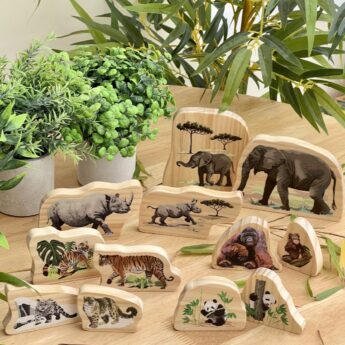 Endangered Animal Families Wooden Characters  - Image 7
