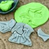 Dig and Discover – Triceratops & Spinosaurus - Image 9