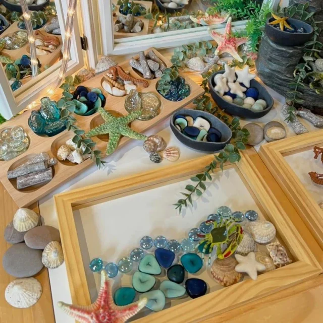 💙🐚🌊Ocean Transient Art 💙🐚🌊

Transient Art is an opportunity for children to explore, manipulate and freely create their ideas, telling their own stories. 

You can use an empty frame or if your feeling really creative you can make cardboard frames ☺️ 
Adding an assortment of loose parts. 

Here, we’ve used our 10-Frame Tray and Rustic Bowls they are perfect for displaying loose parts such as glass gems and ocean figurines.

#yellowdooreducation #earlyyearseducation #transientart #loosepartsplay #looseparts  #oceanplay #earlyyearswonders #processart #handsonlearning #invitationtoplay